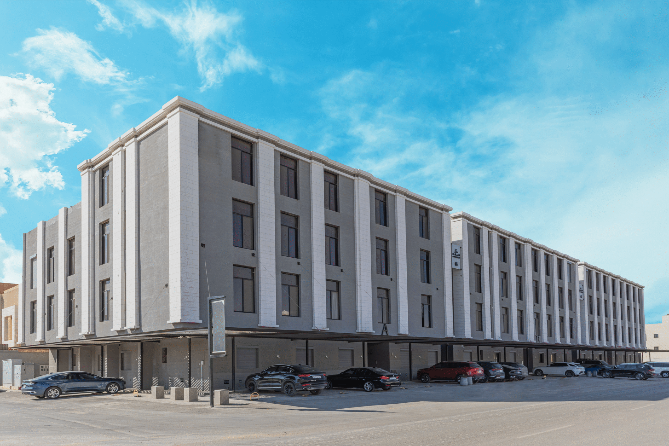 فئة السكن: <span>Amber Hospitality – Al Aarid</span>